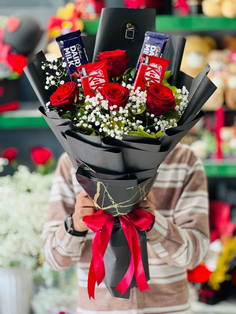 Red Rose Chocolate Delight