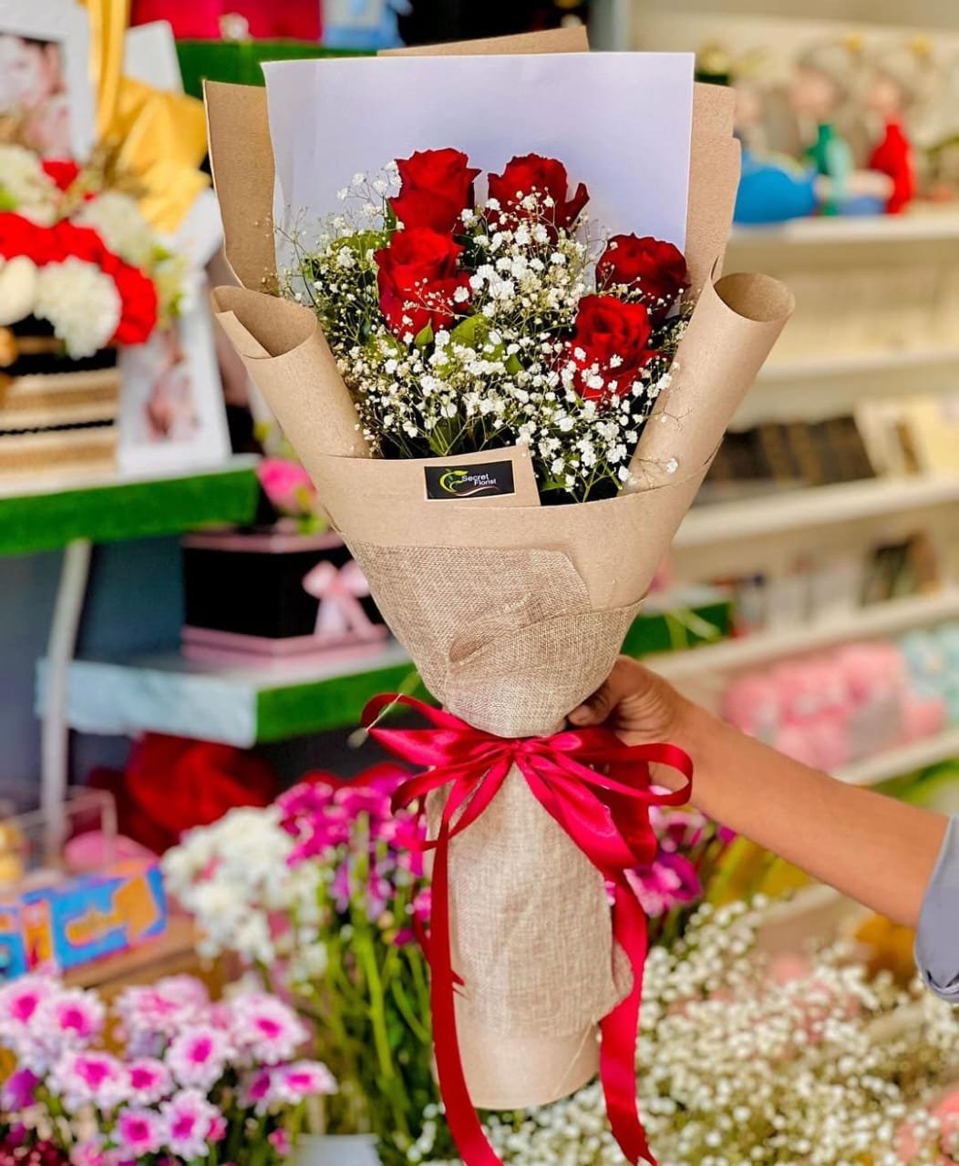 Crimson Rose Bouquet - Image 1