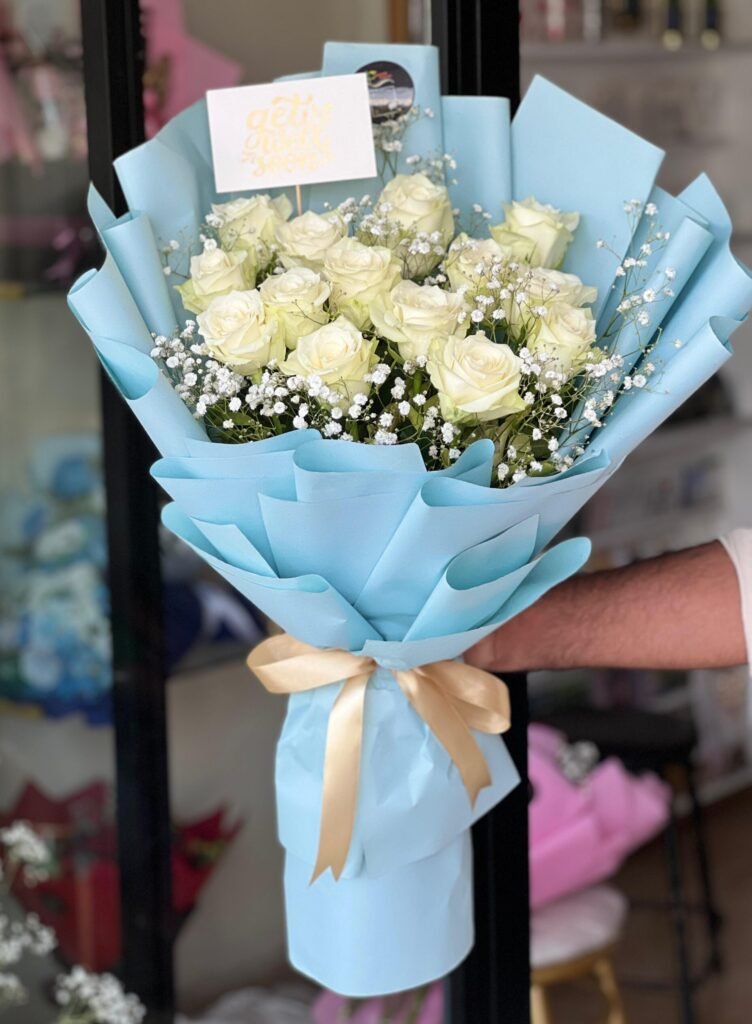 Fifteen Rose Elegance