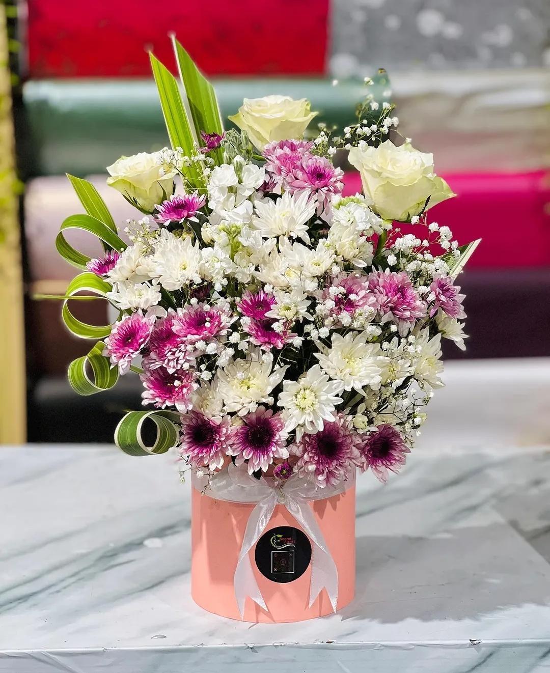 White Rose & Chrysanthemum Gift Box - Image 1