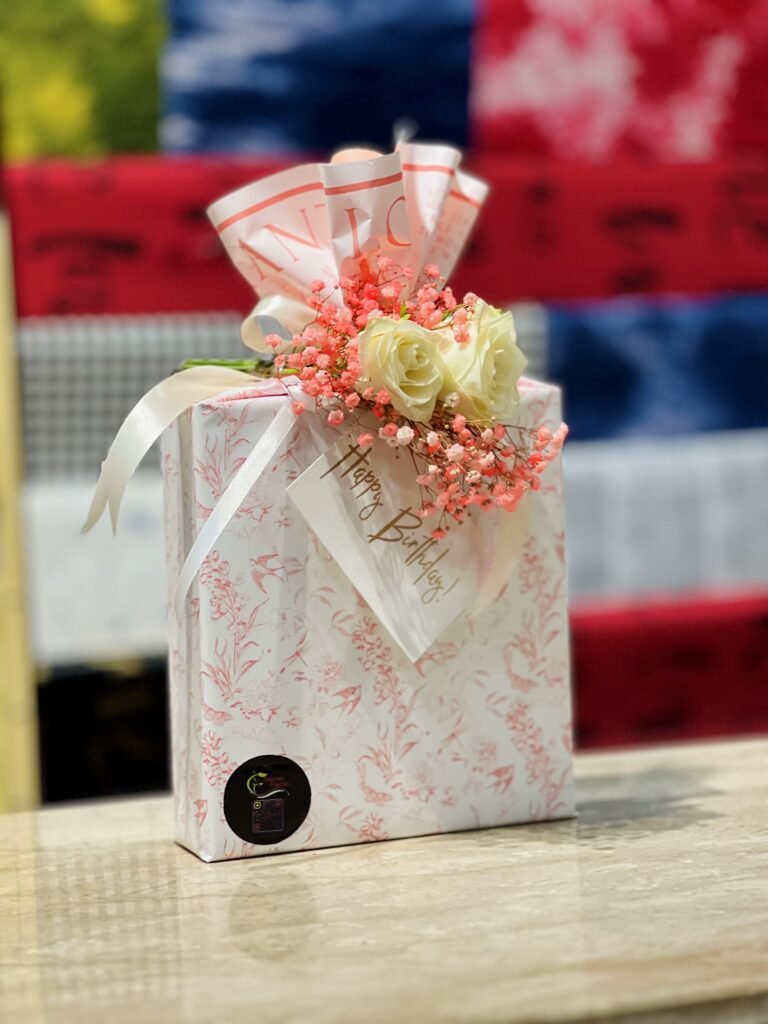 Two Rose Gift Wrapping