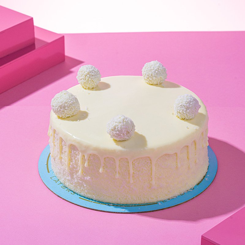 Layers Raffaello Cake