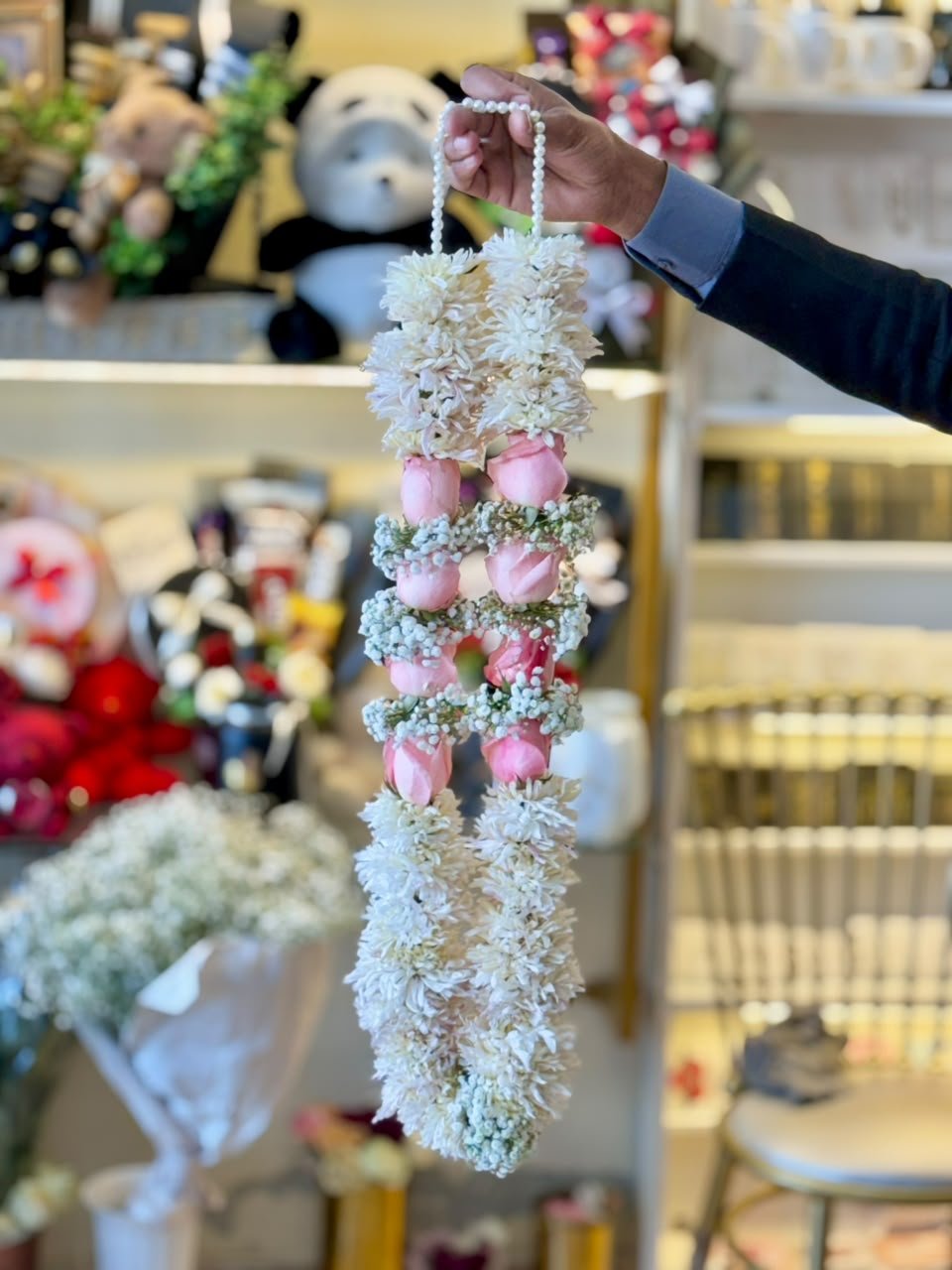 Fresh Chrysanthemum & Imported Rose Floral Mala - Image 1