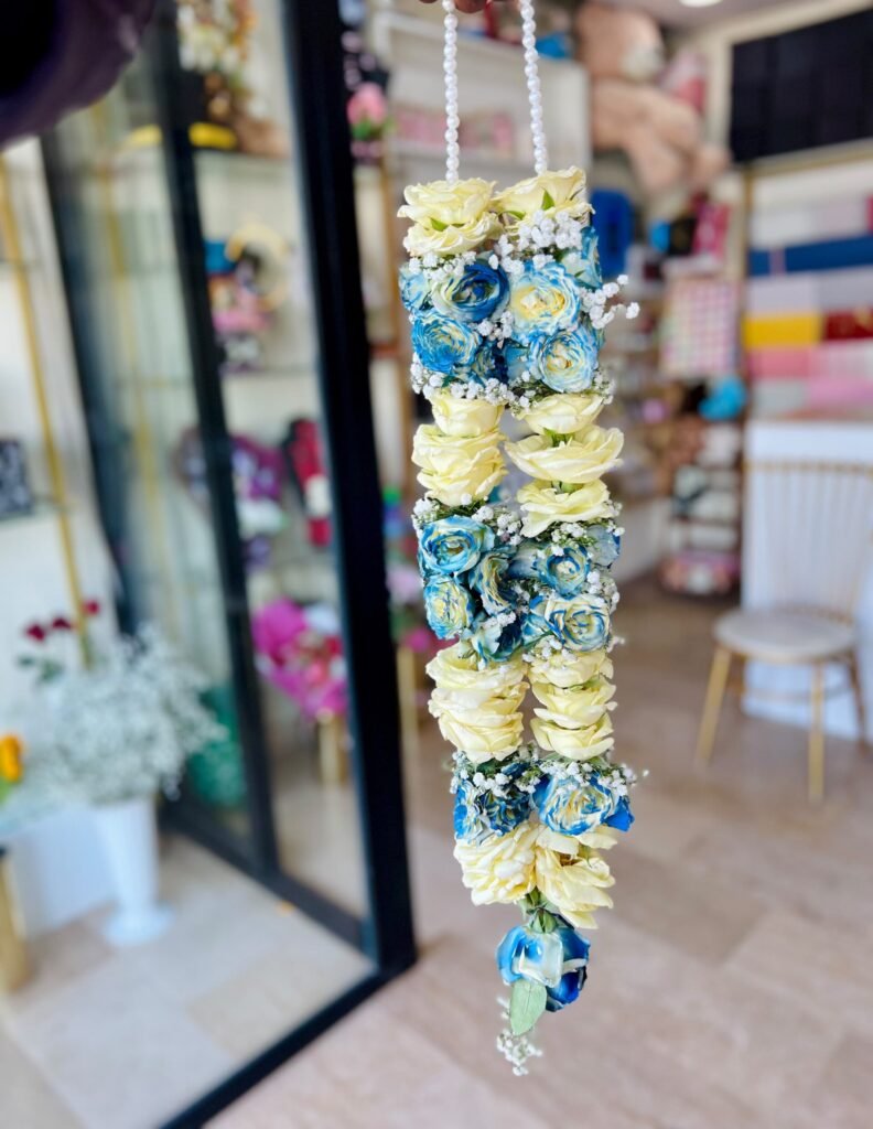 White & Blue Rose Fresh Floral Mala