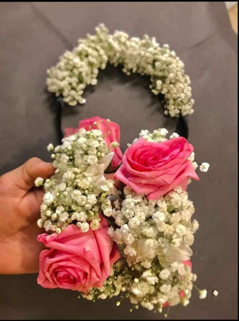 Imported Rose & Chrysanthemum Gajra & Jurla Set