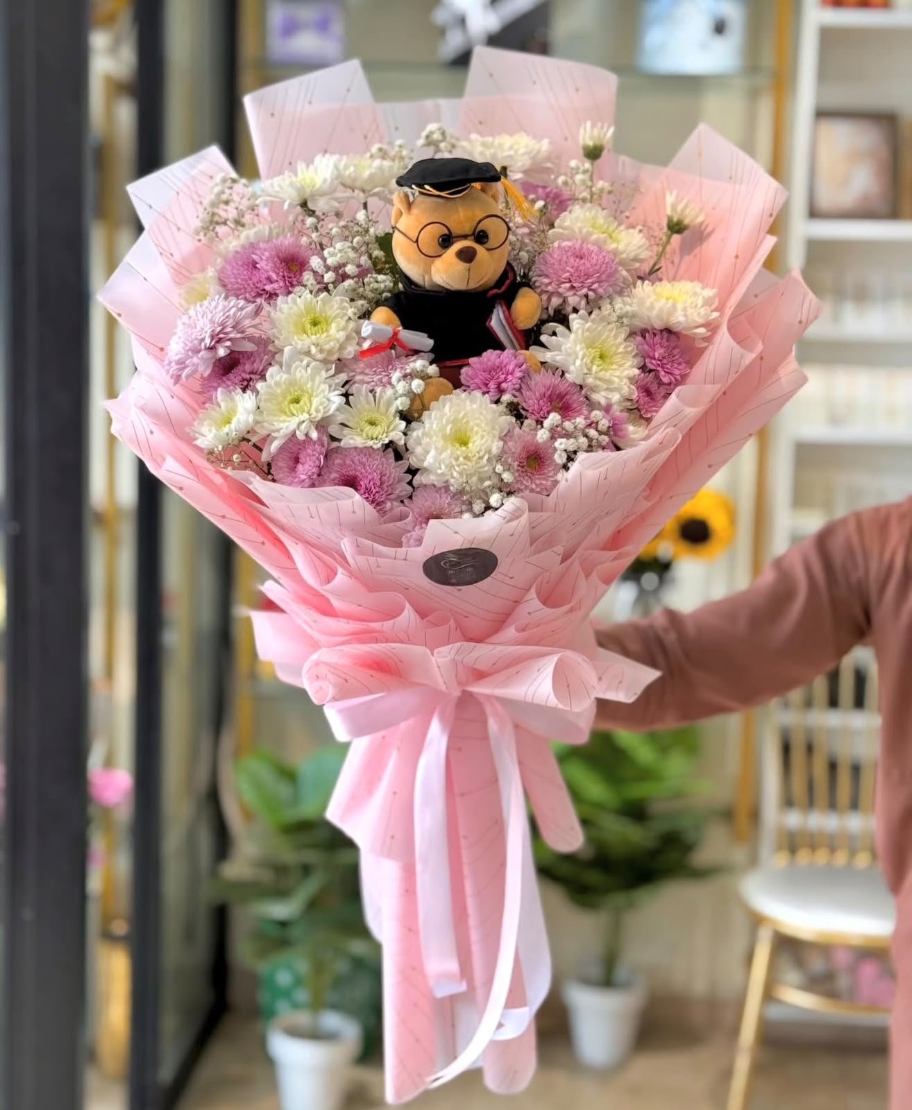Imported Chrysanthemum Luxury Bouquet - Image 1