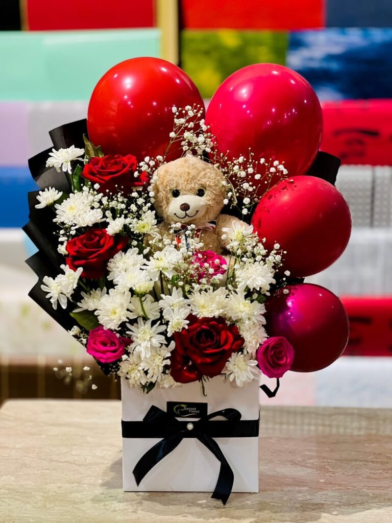 Fresh Roses & Chrysanthemum Box with Teddy Balloon